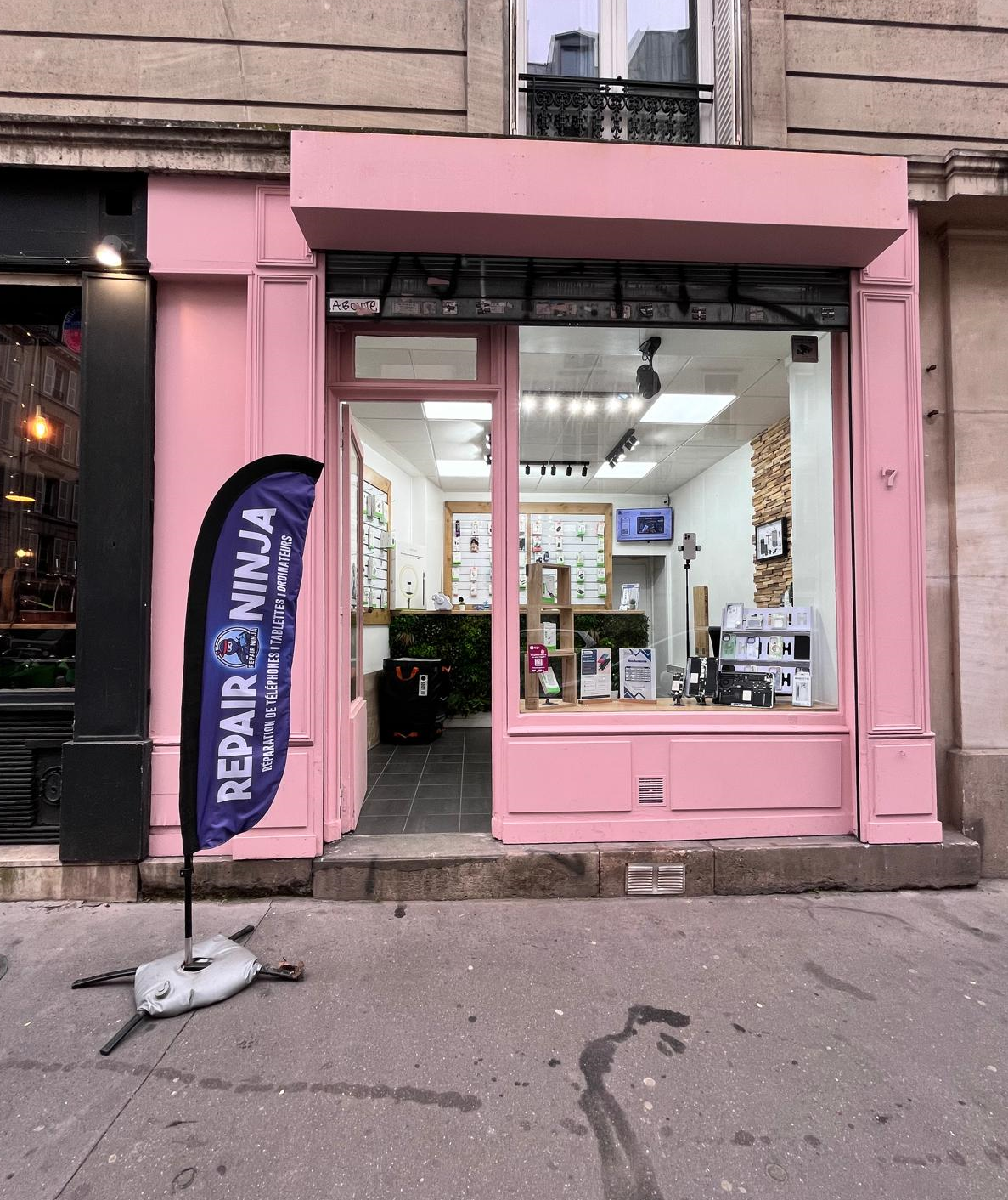Boutique Repair Ninja 75004 à Paris 75004