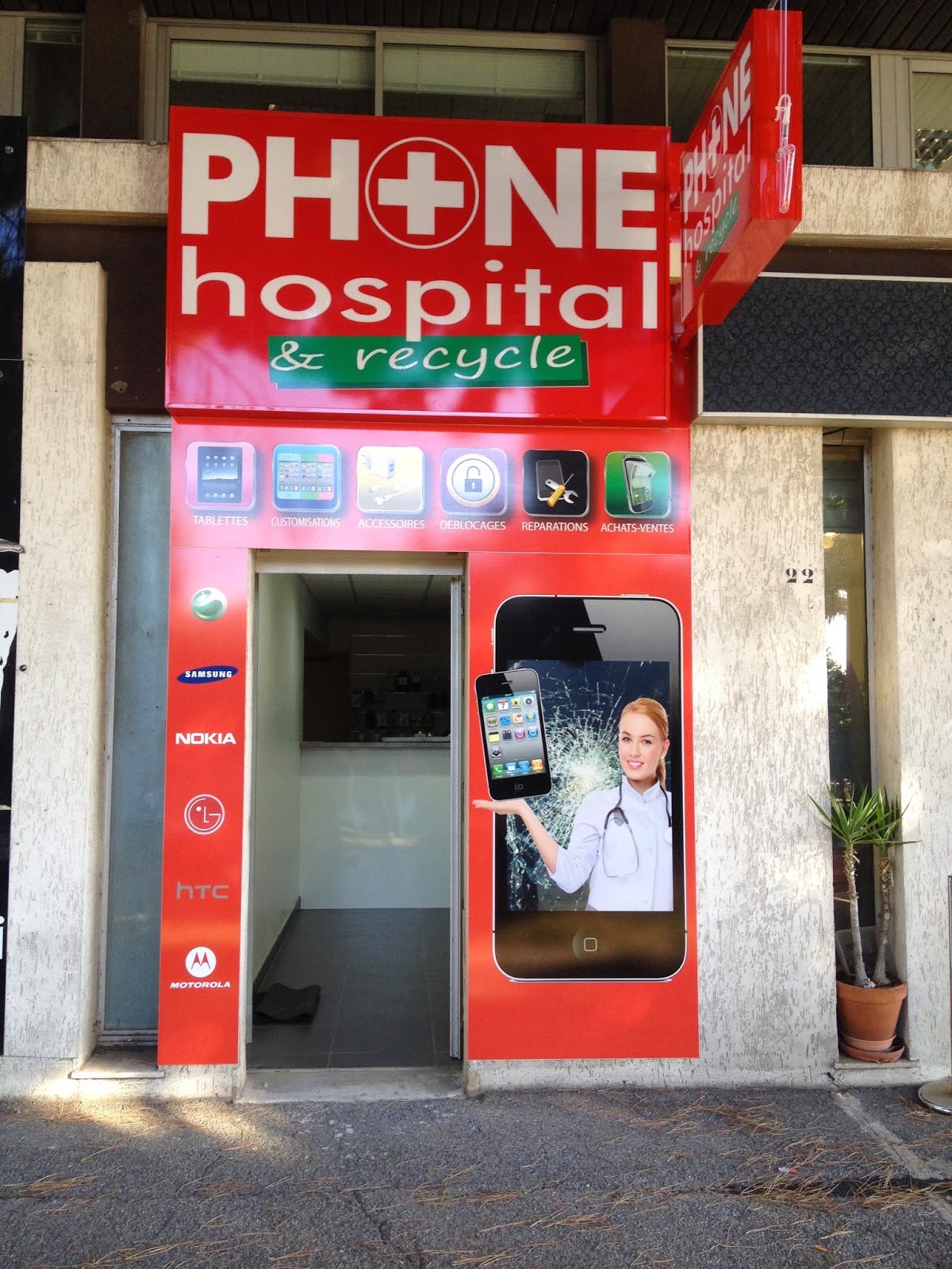 Boutique Phone Hospital & Recycle 06700 à Saint-Laurent-du-Var 06700