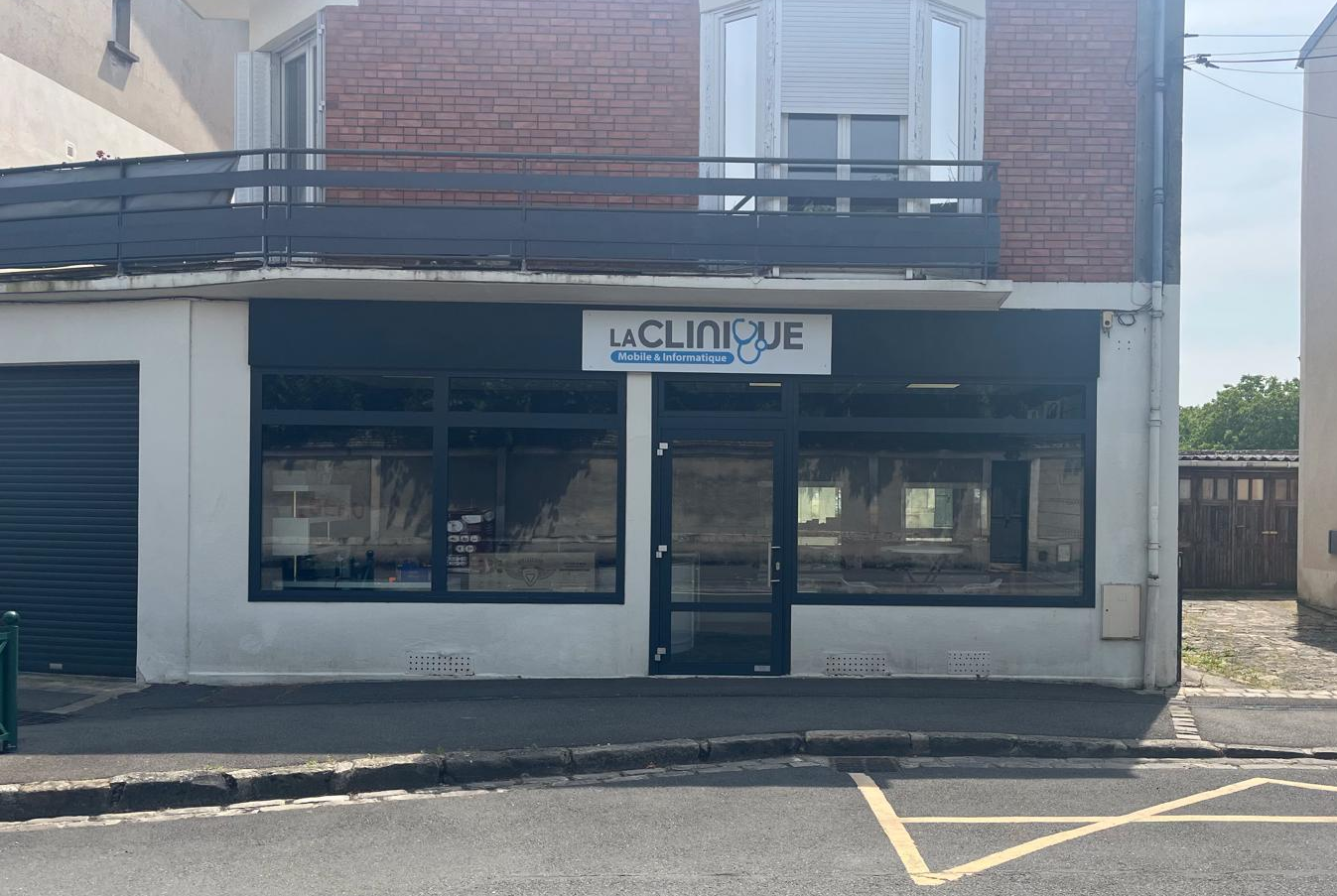 Boutique La Clinique Mobile et Informatique 77300 à Fontainebleau 77300